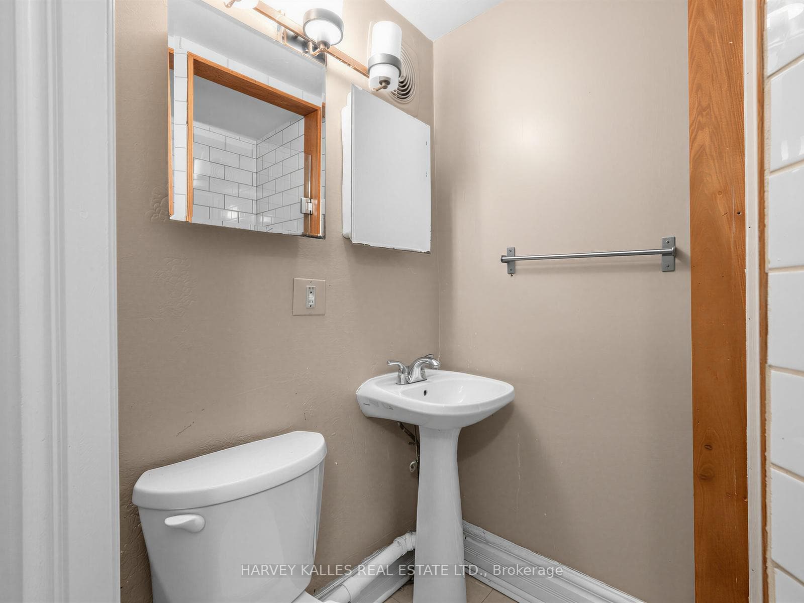 258 Harbord Street photo 21