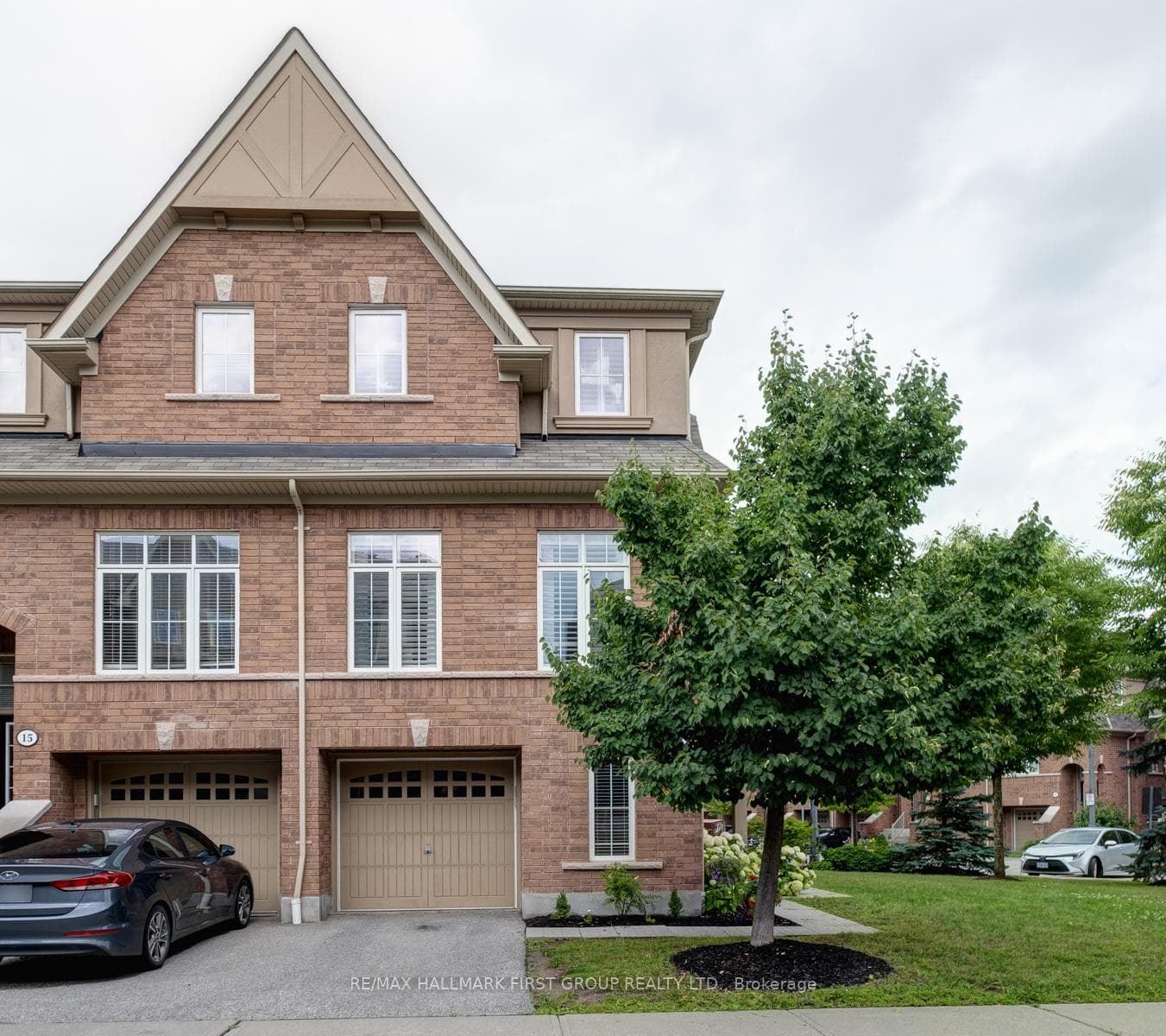 17 Burtonbury Lane photo 2