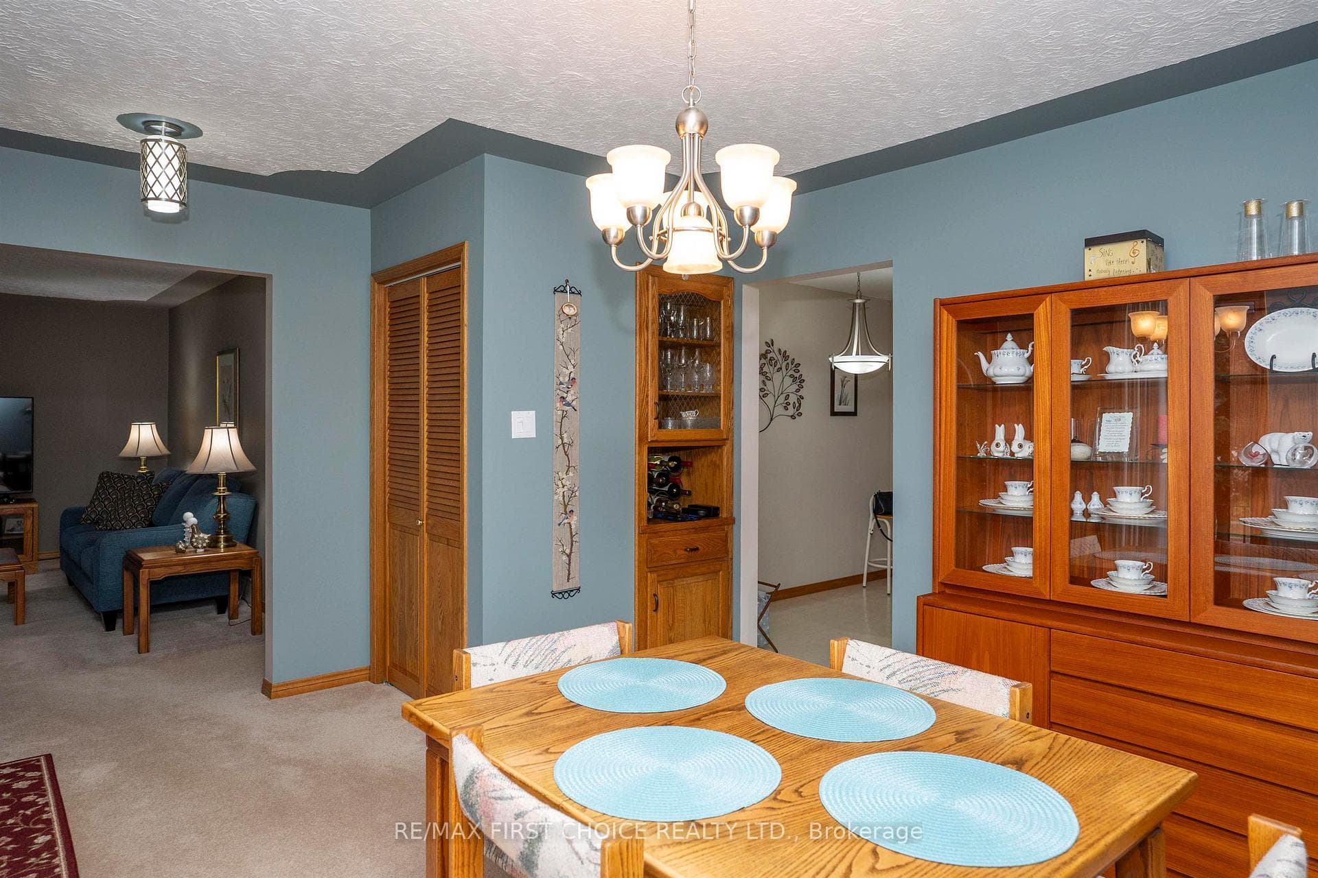 225 FLAMINGO DR photo 12