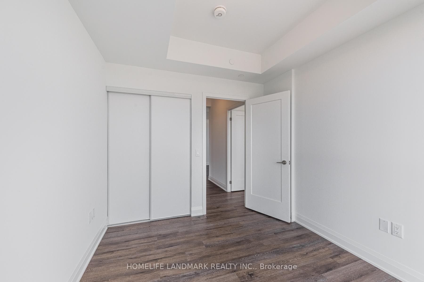 105 Oneida Crescent Unit 2305 photo 8