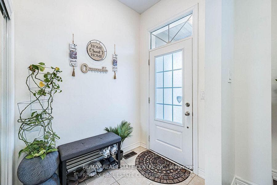 248 Inspire Boulevard photo 4