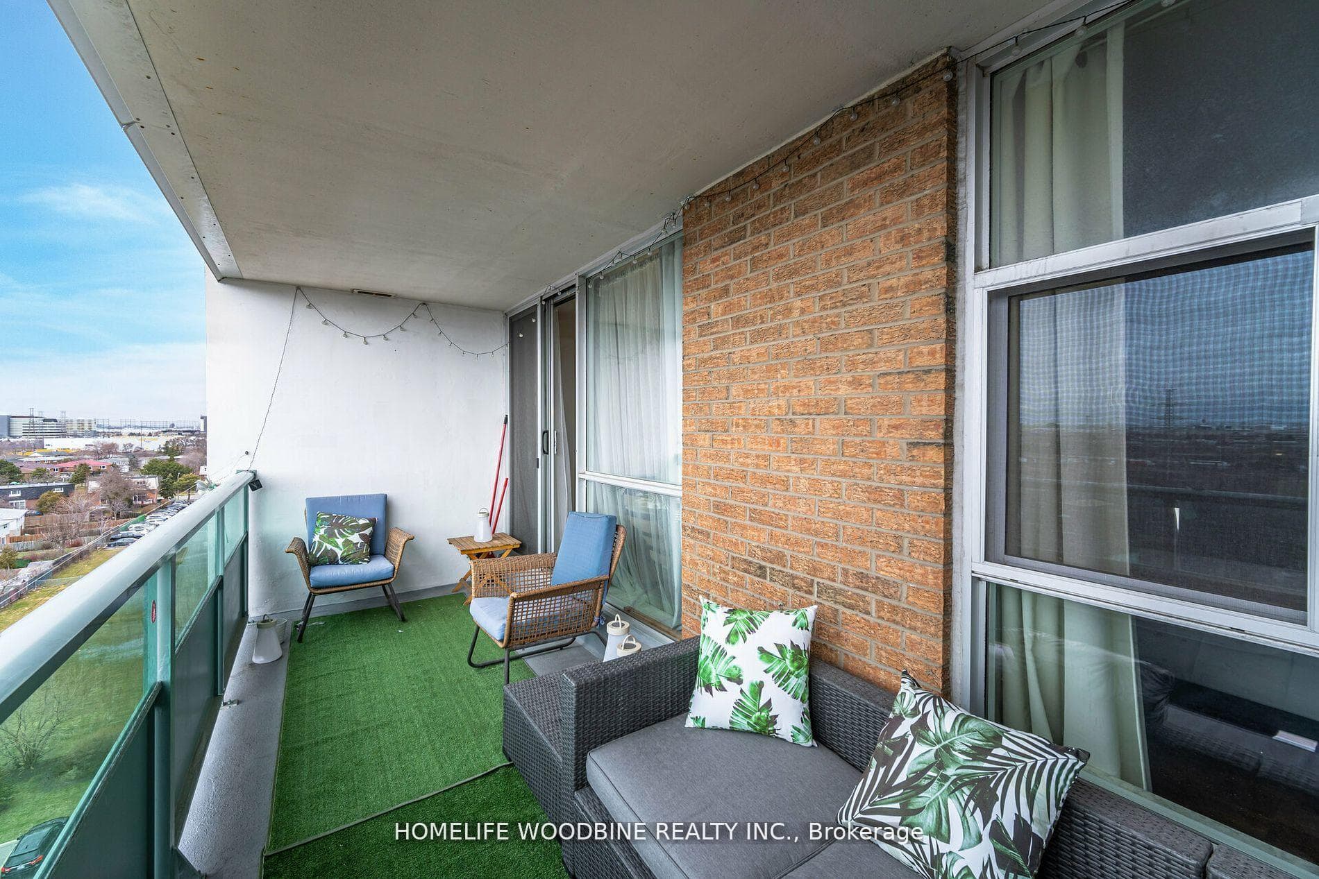 44 Longbourne Drive Unit 1009 photo 31
