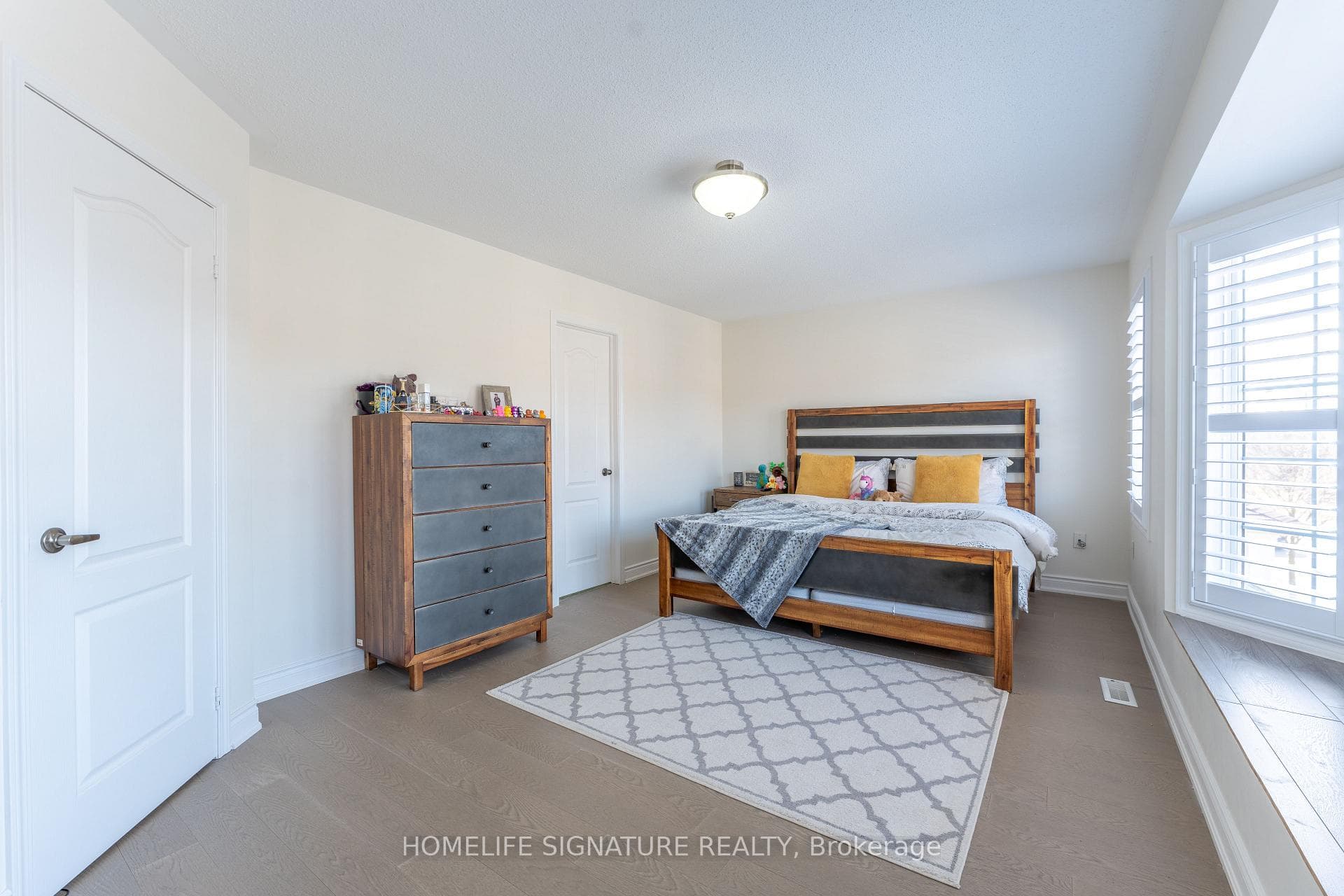 141 Whitwell Drive photo 26