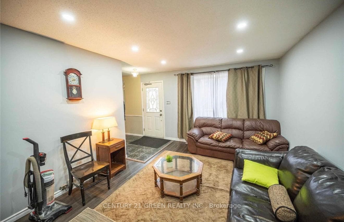 391 ADMIRAL Drive photo 6