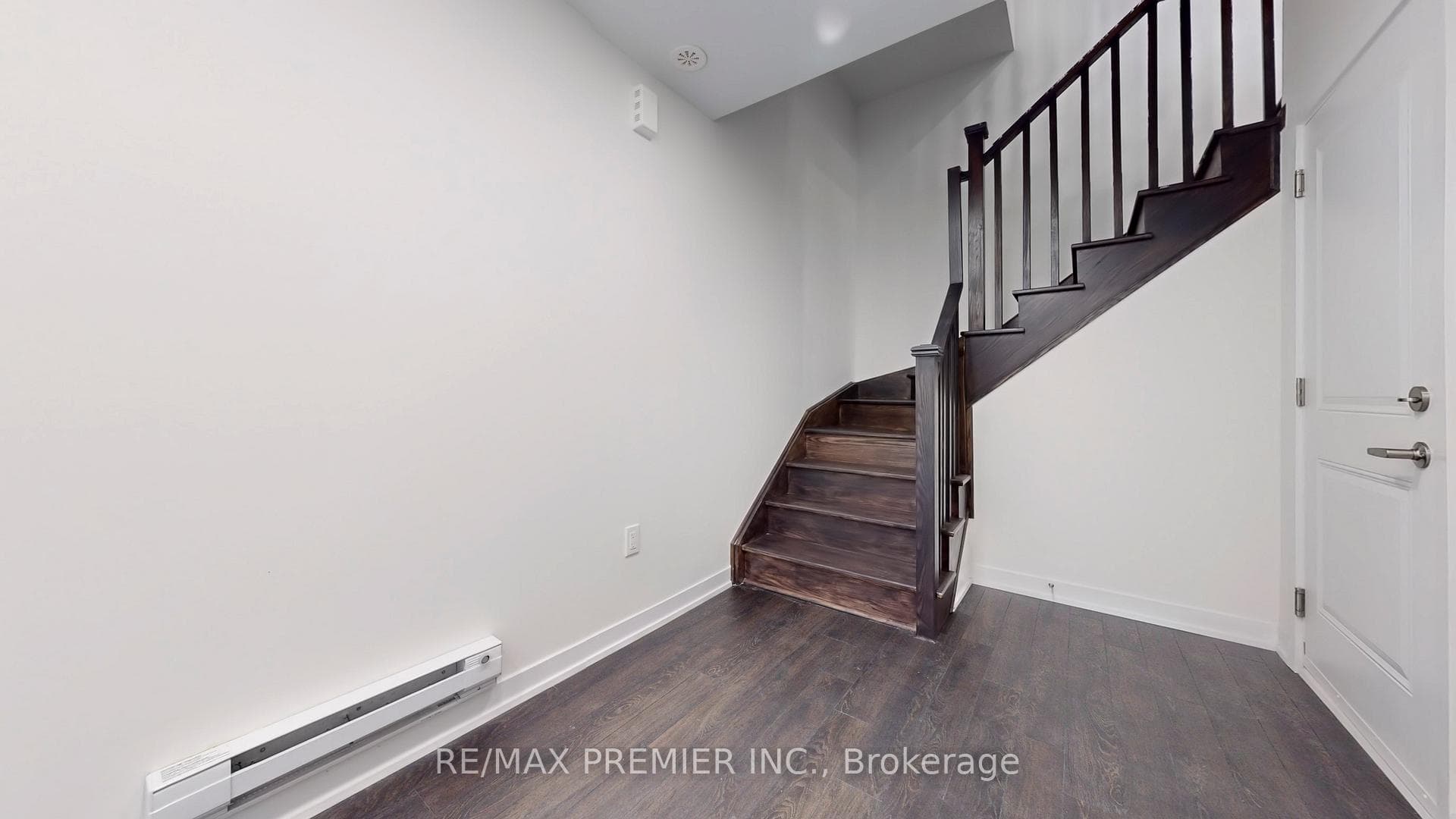 1865 Pickering Parkway Unit 805 photo 5