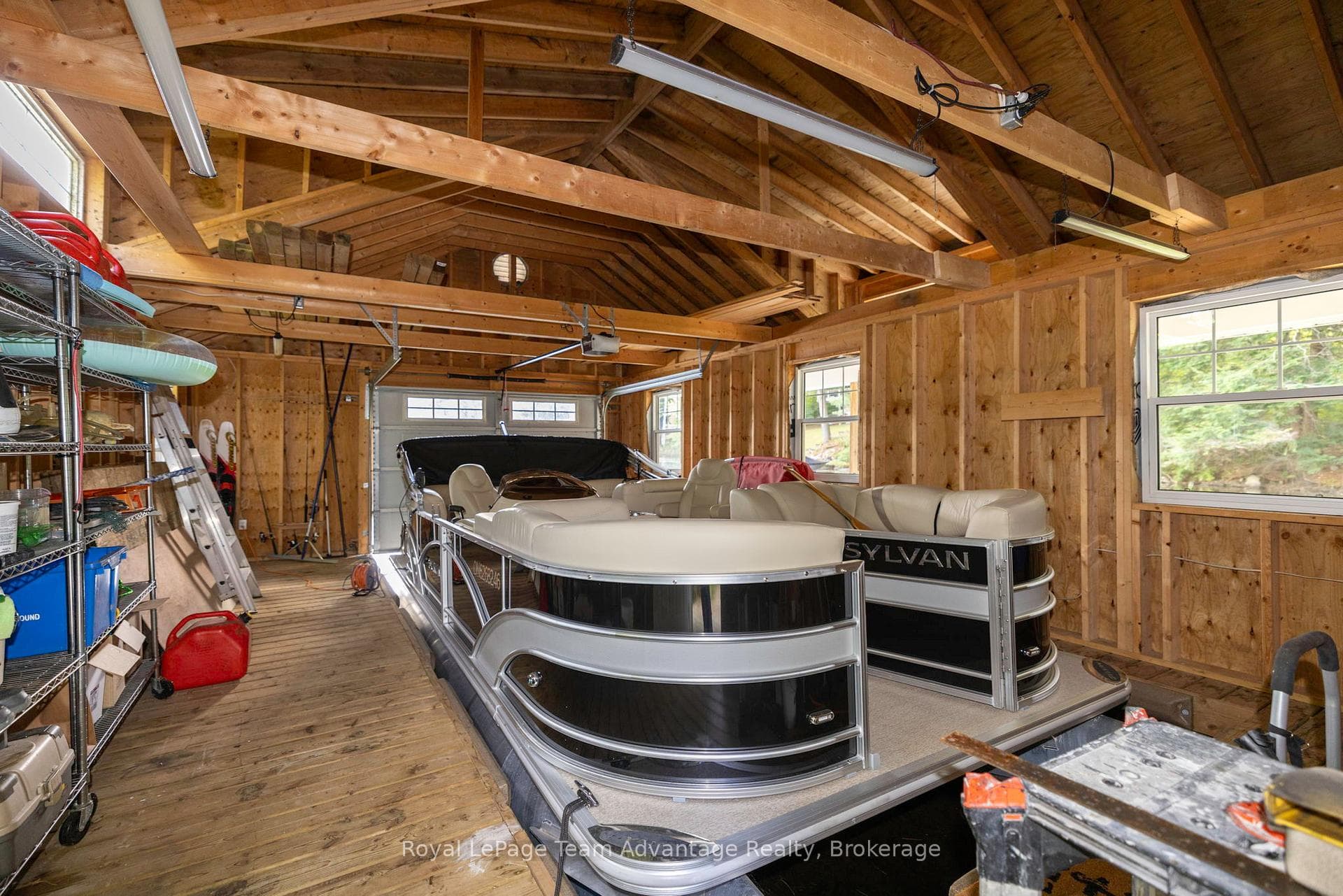 Large boat slip