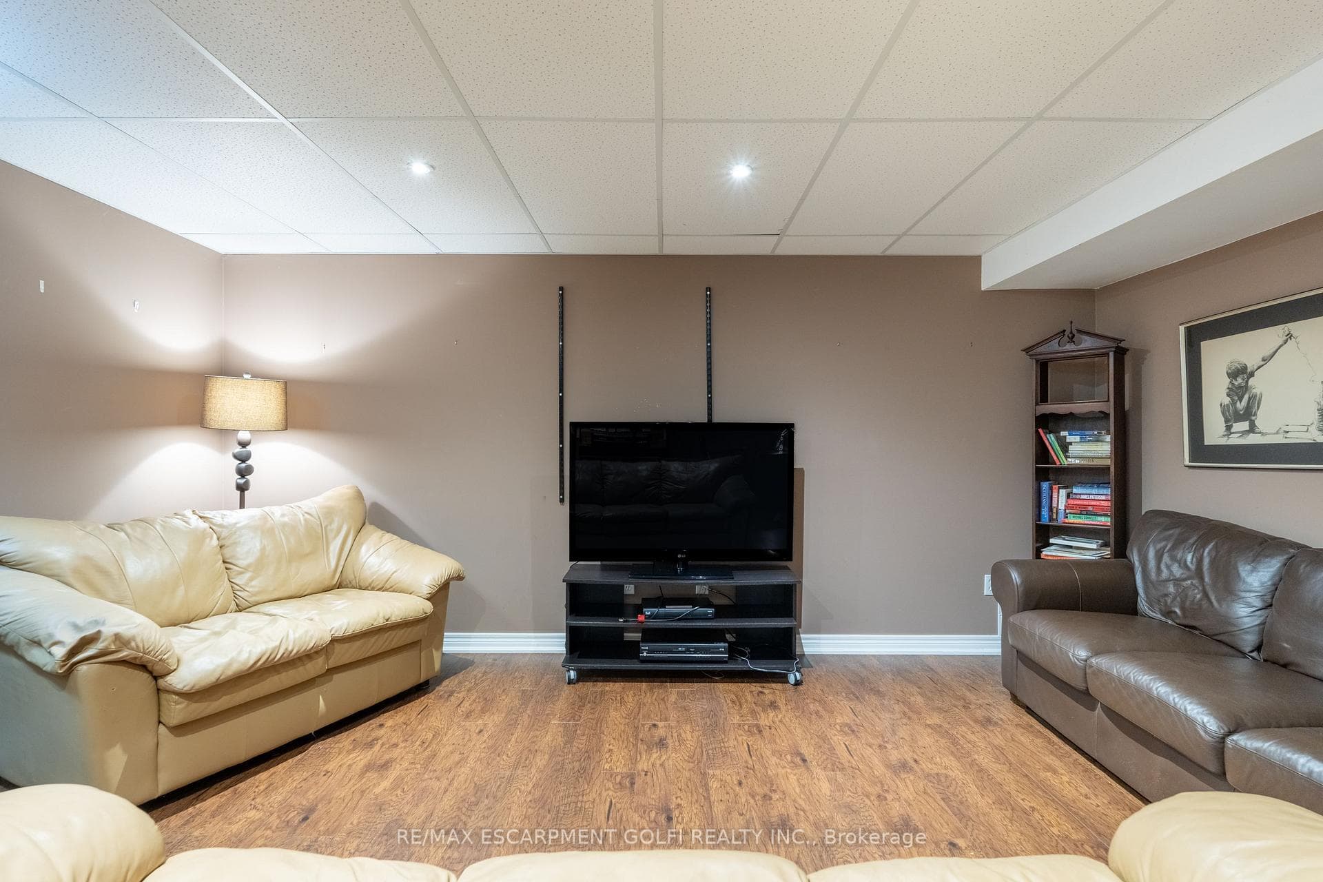 605 Welland Avenue Unit 33 photo 25