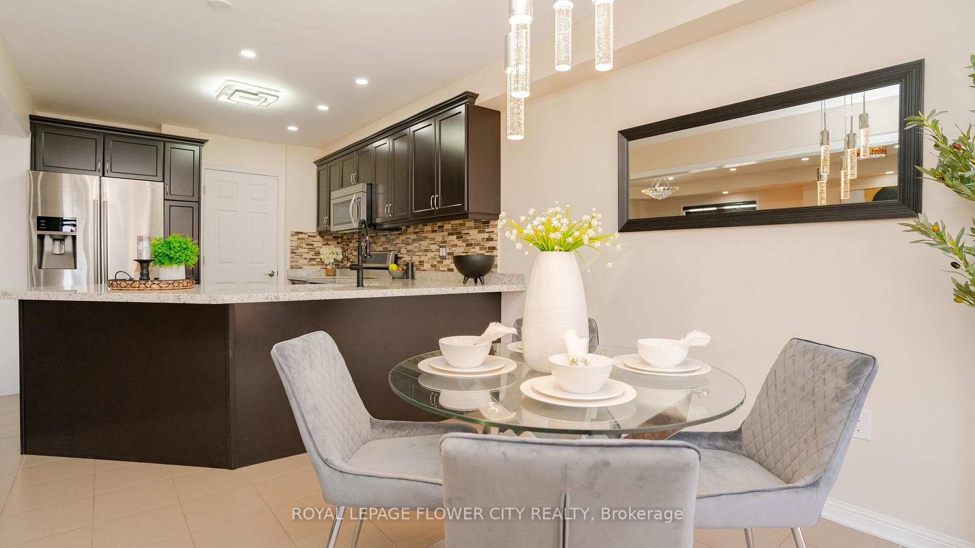 113 Vanhorne Close photo 13