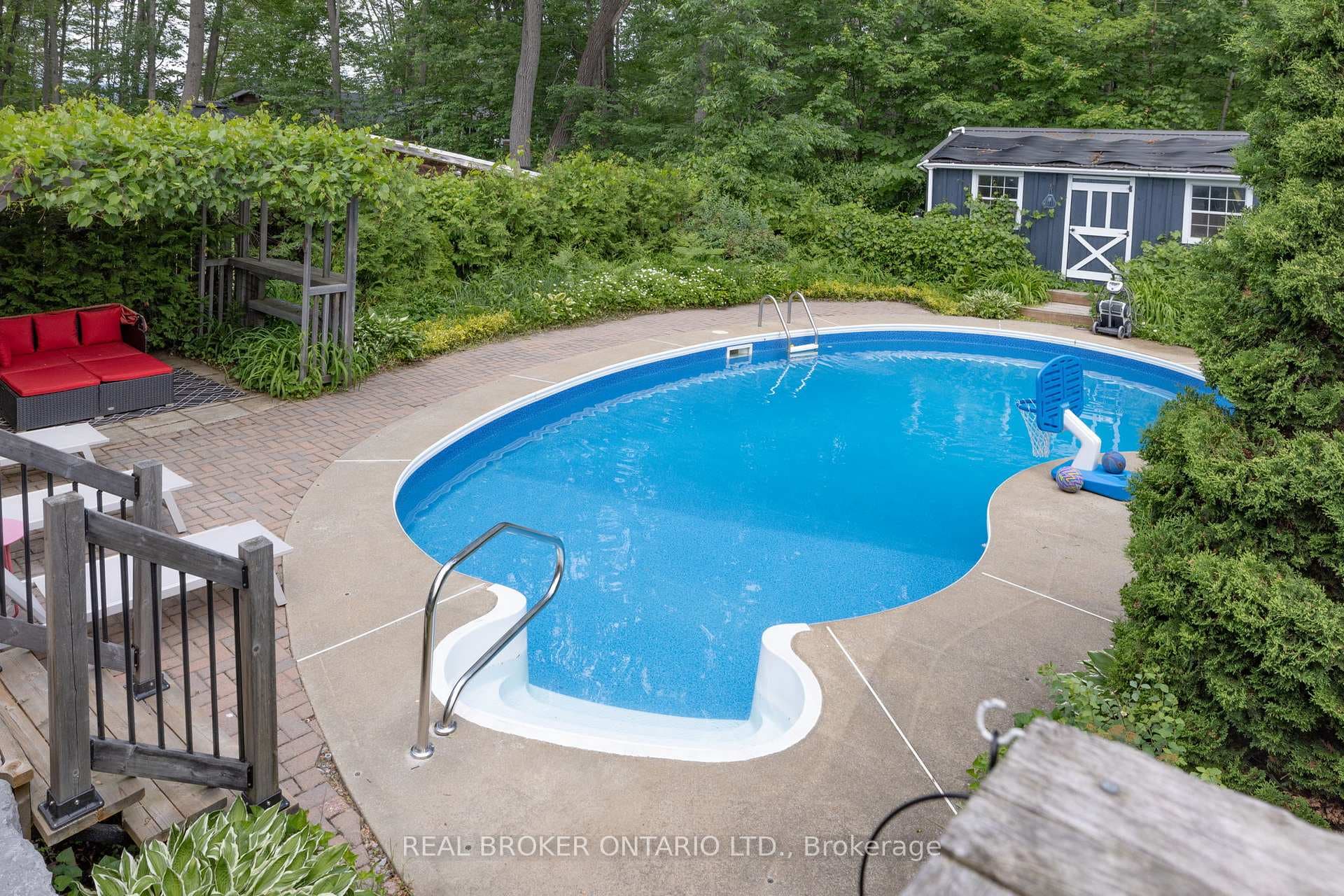 929 Bayview Drive photo 39
