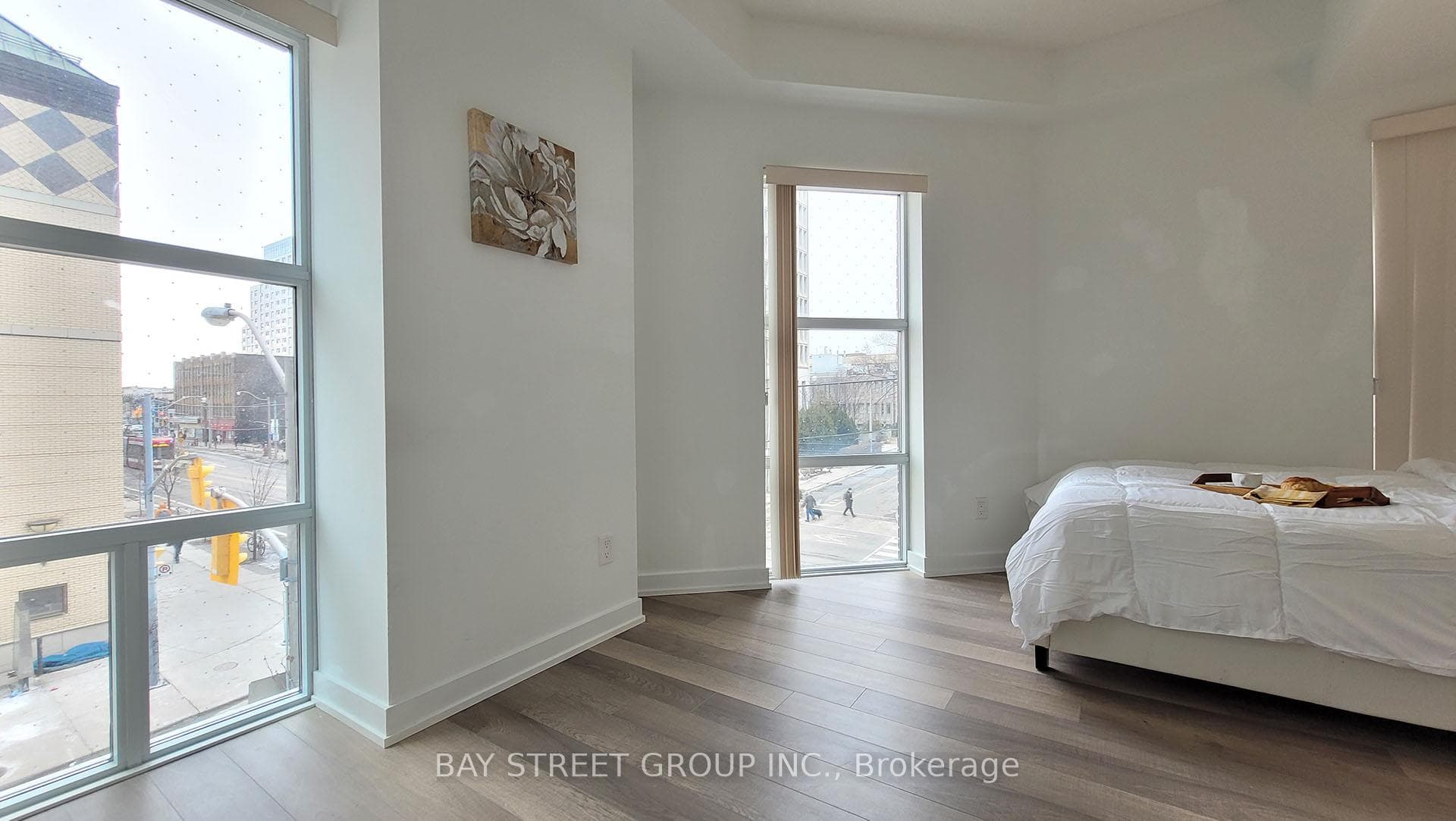 181 Huron Street Unit 204 photo 23