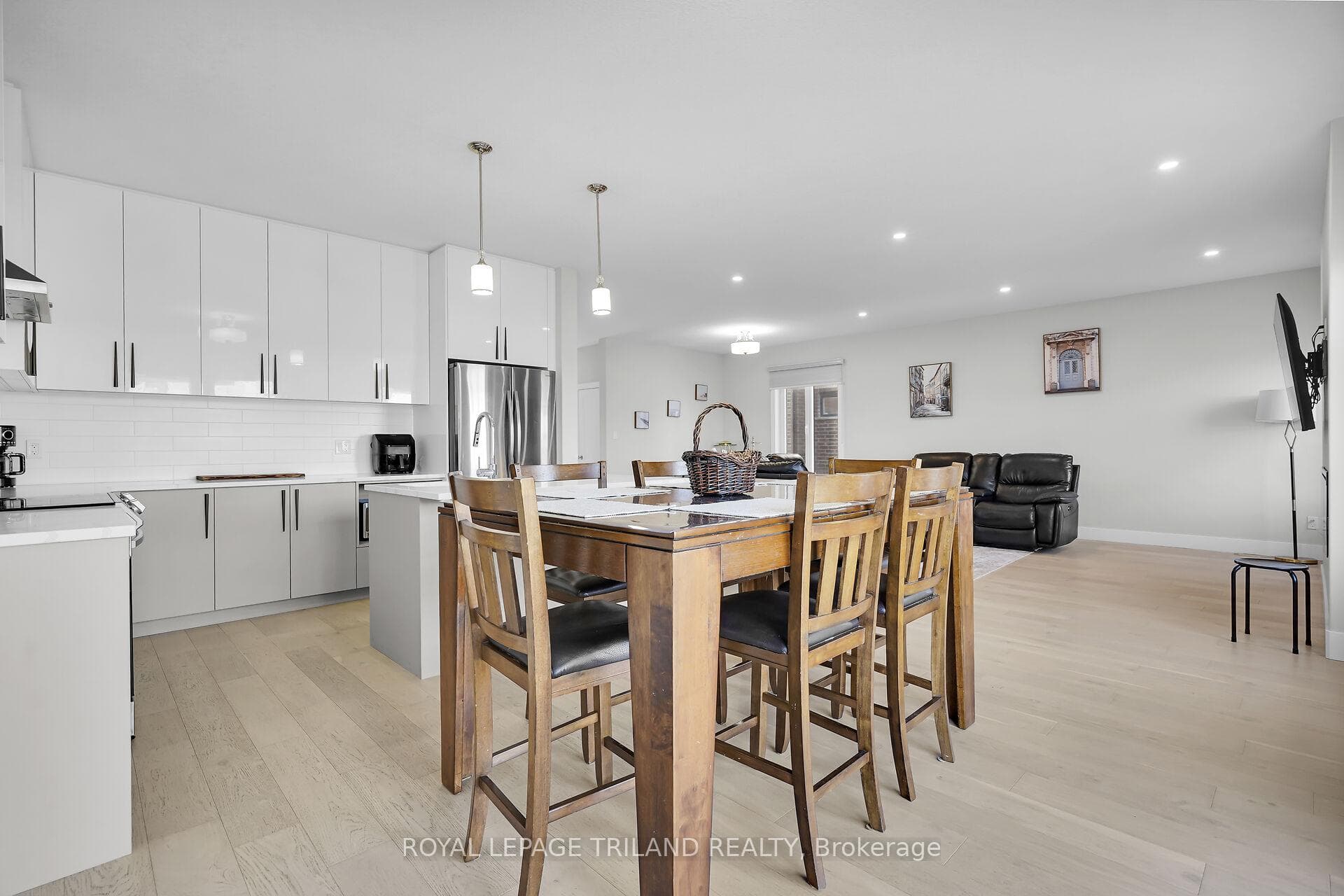 36 Kaiser Lane photo 19