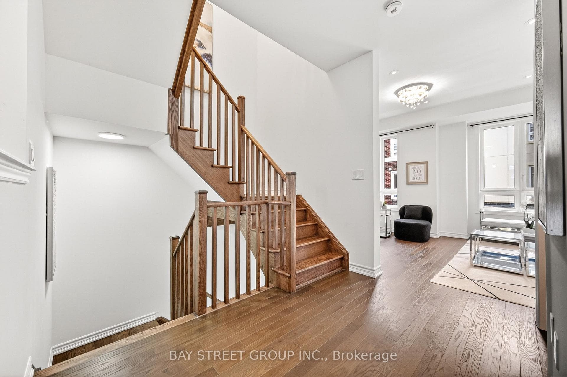 66 Massachusetts Lane photo 8
