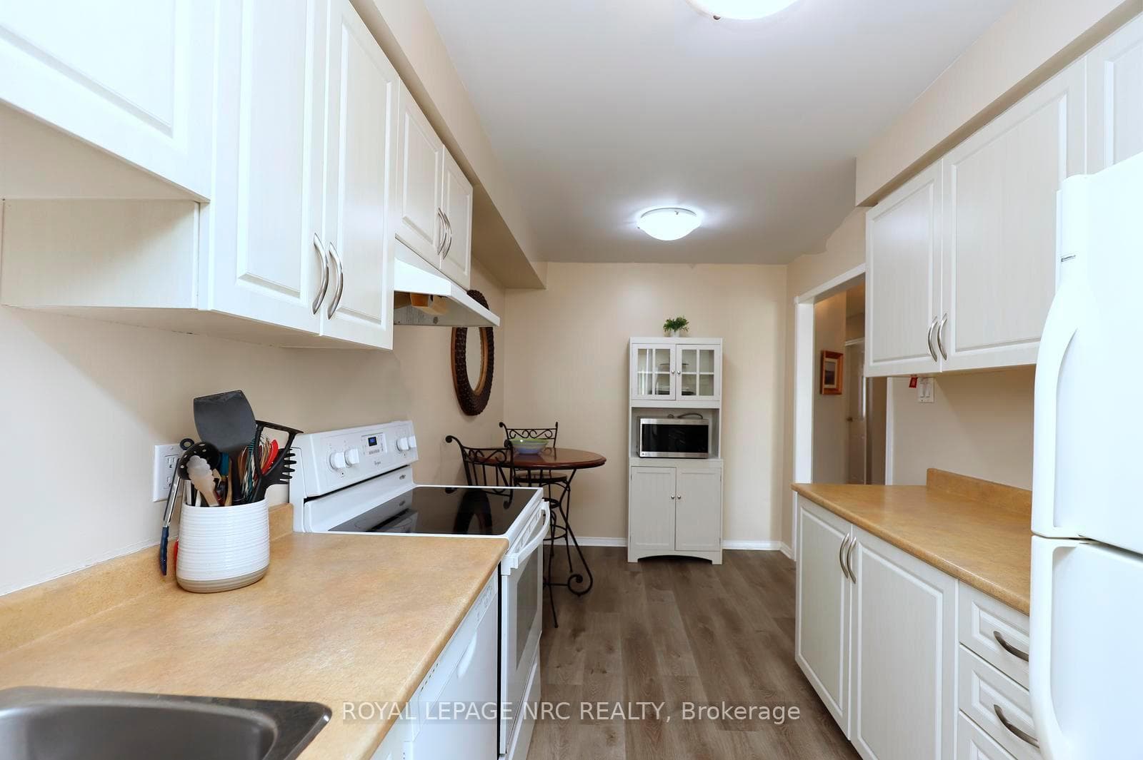 1226 Kirstie Court Unit 34 photo 16