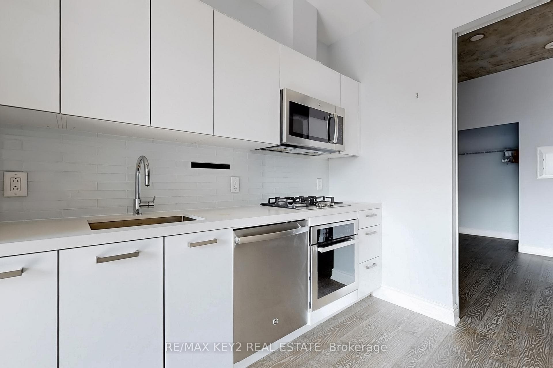 608 Richmond Street Unit 615 photo 12