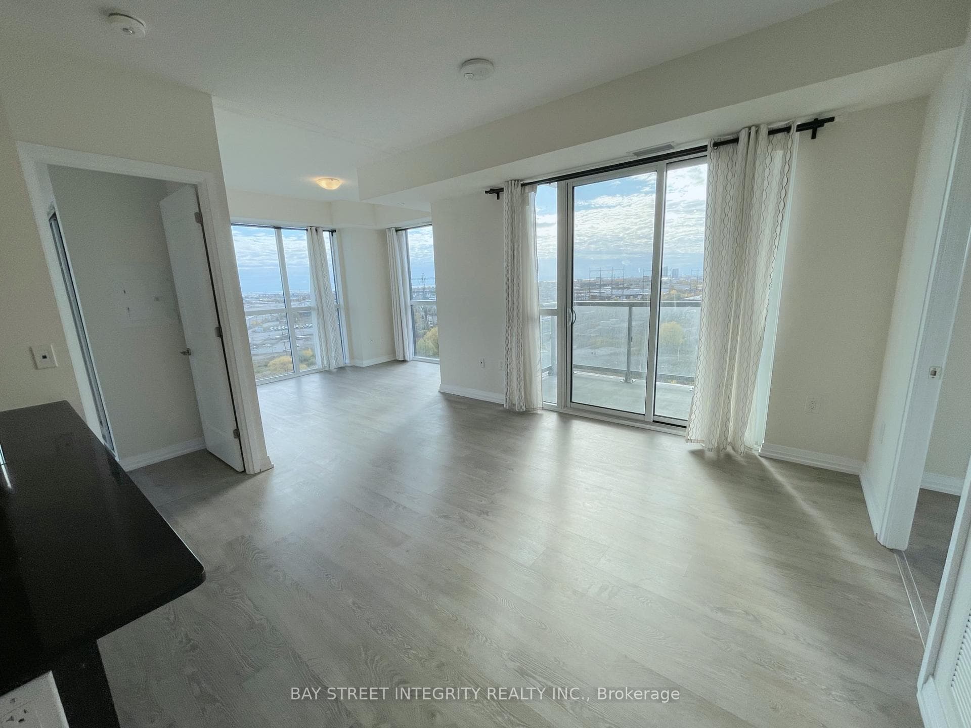 50 Thomas Riley Road Unit 704 photo 6