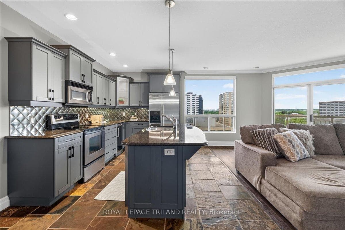 250 Pall Mall Street Unit 908 photo 10