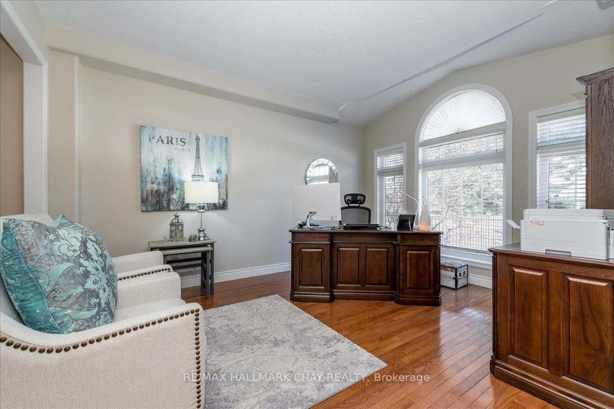 65 Maclaren Avenue photo 5