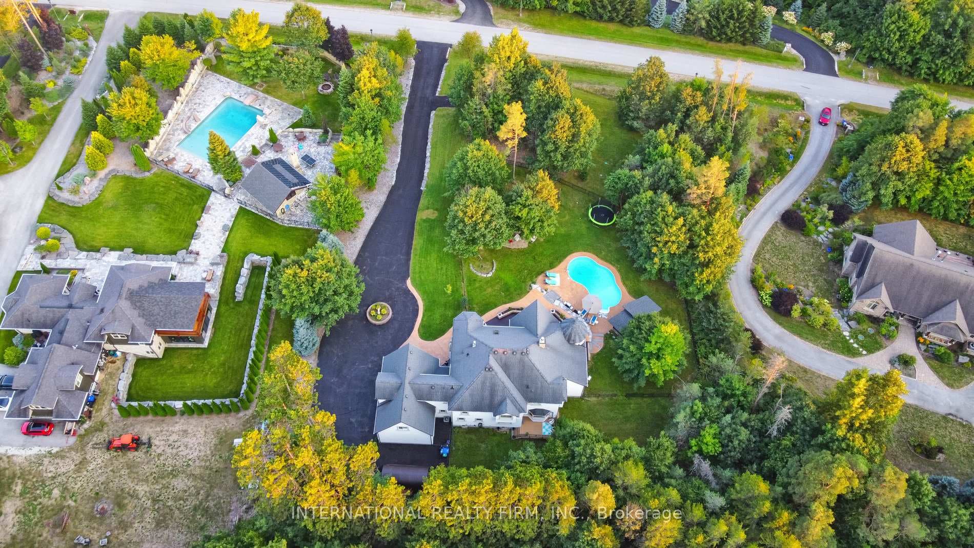 6 Pinehurst Lane photo 46