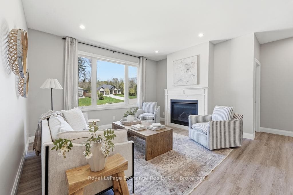 14 Sunset Place photo 18