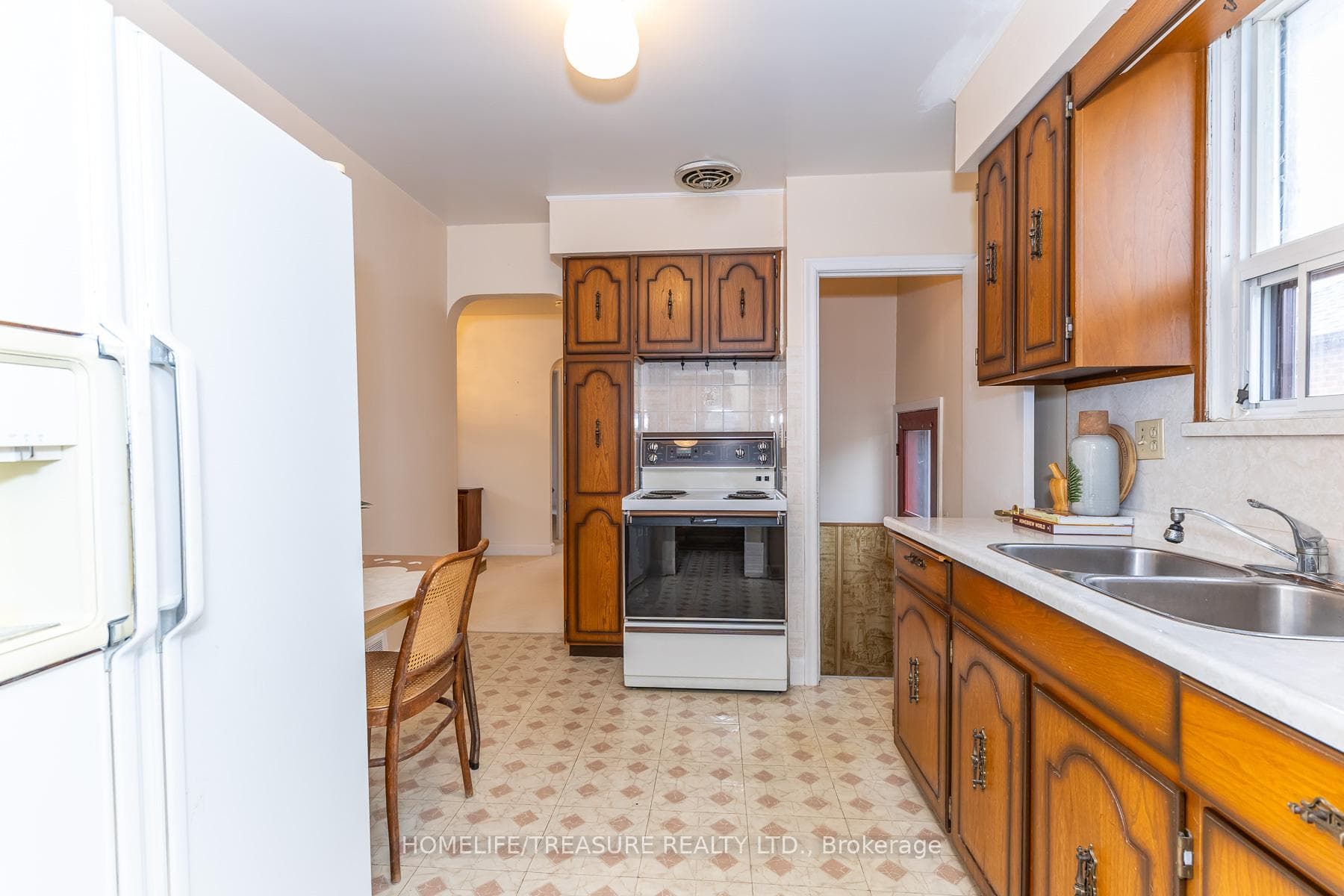 166 Delta Street photo 14