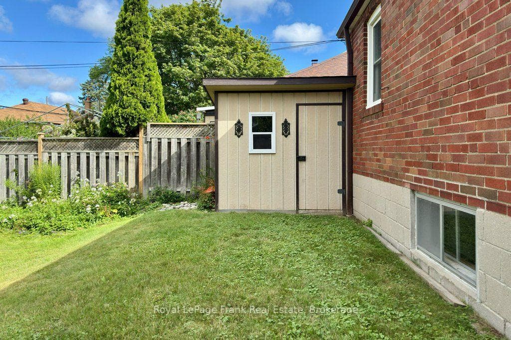 55 Leahann Drive photo 31