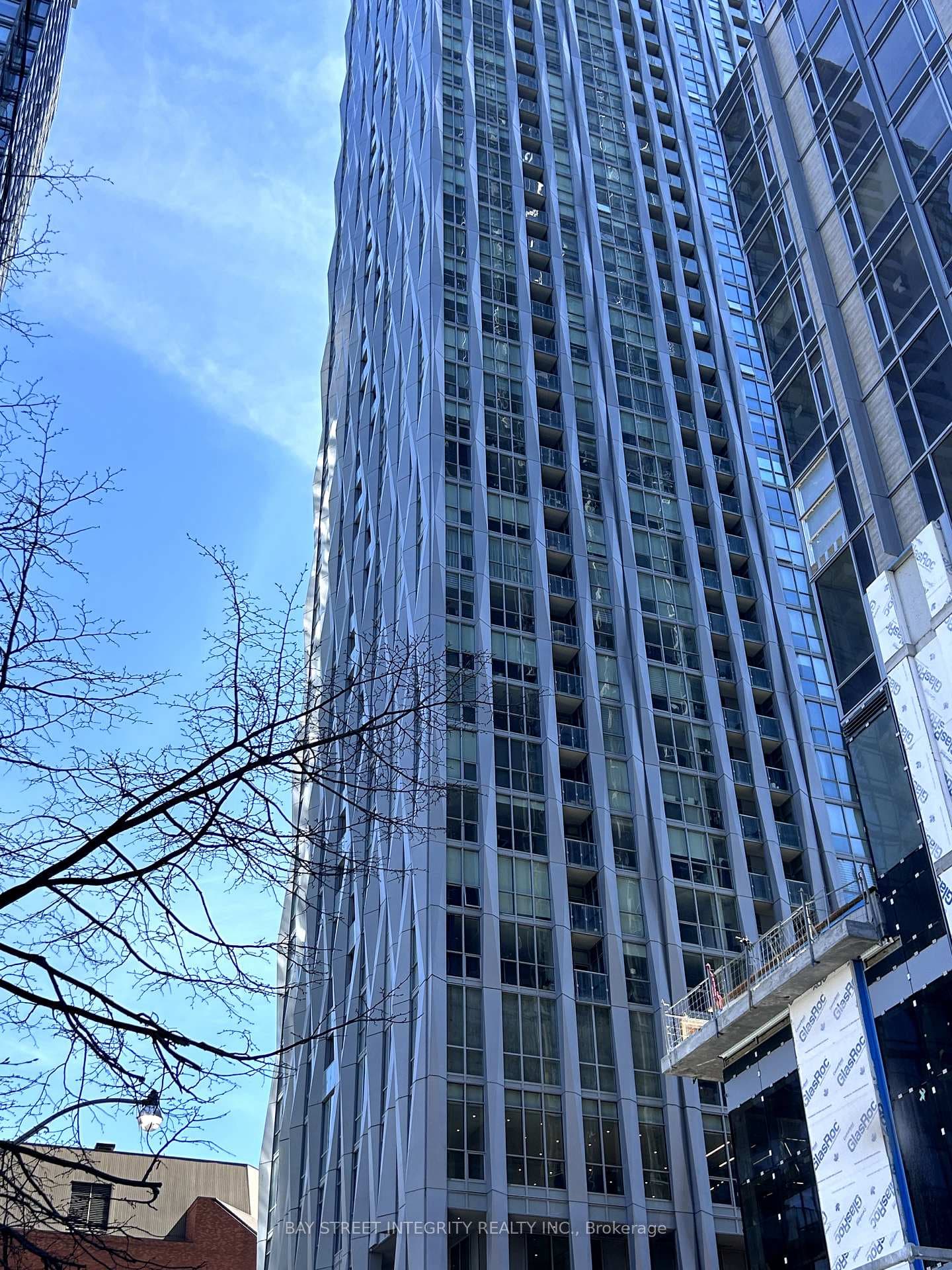 1 Yorkville Avenue Unit 4802 photo 1