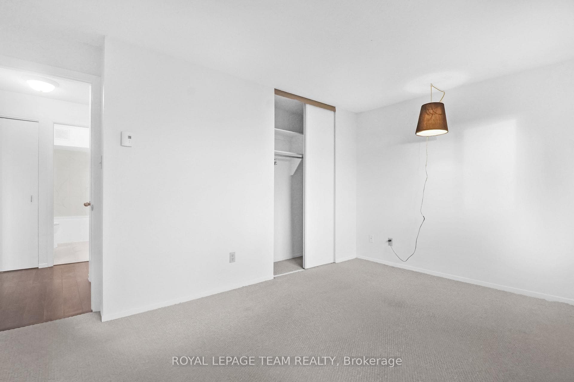 270 Brittany Drive Unit 416 photo 16