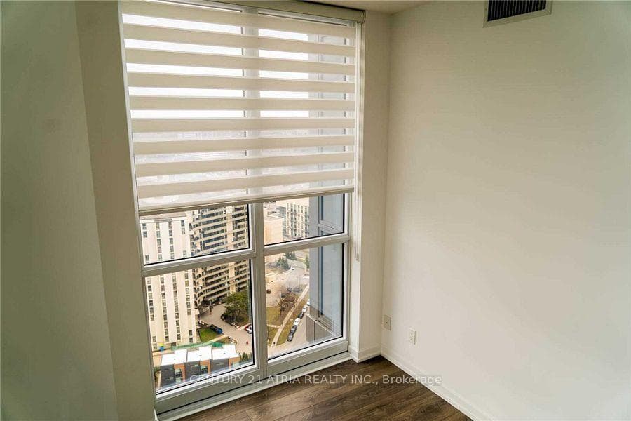 56 Forest Manor Road Unit 2707 photo 7