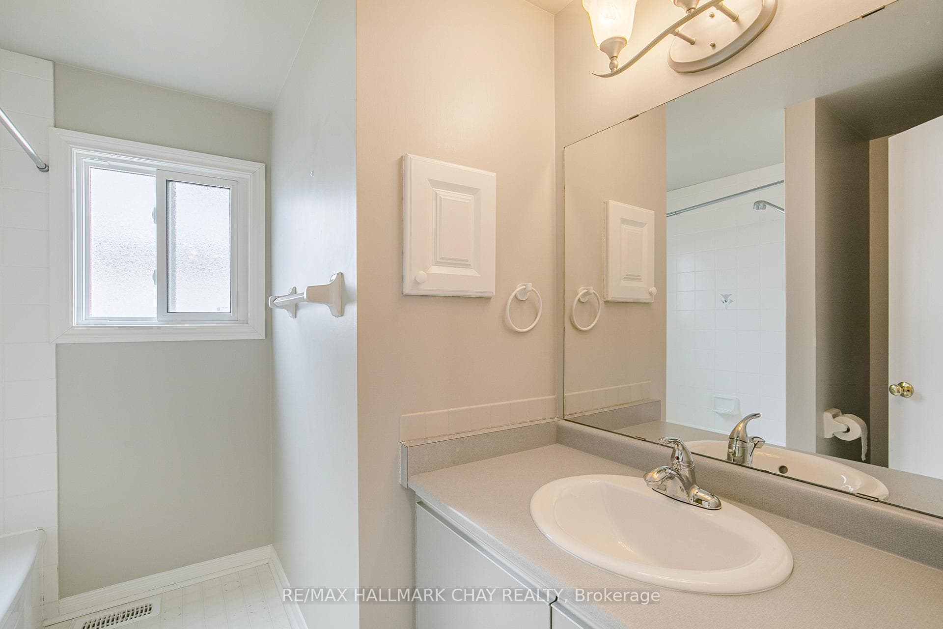 28 Quance Street photo 18