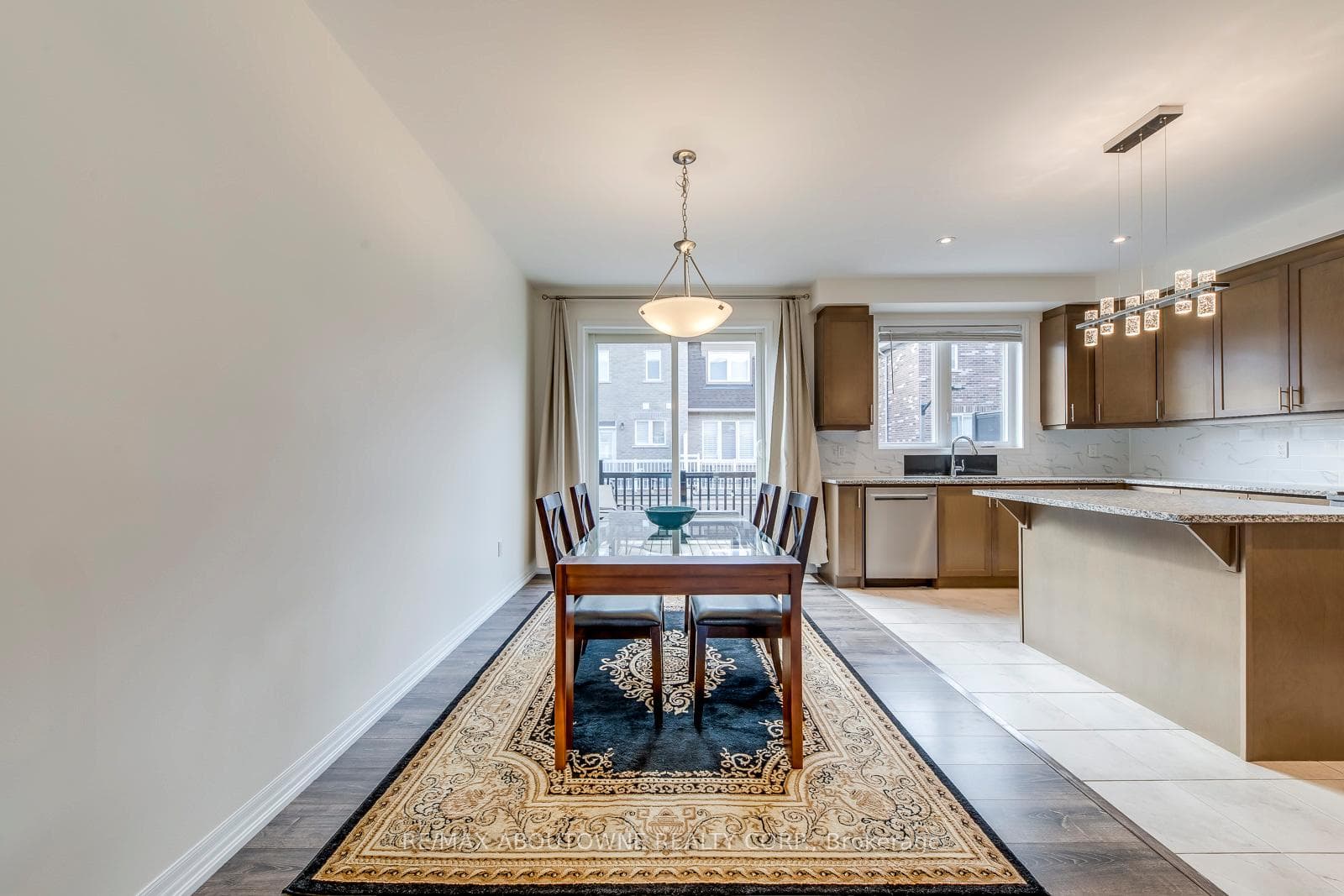3338 Erasmum Street photo 18