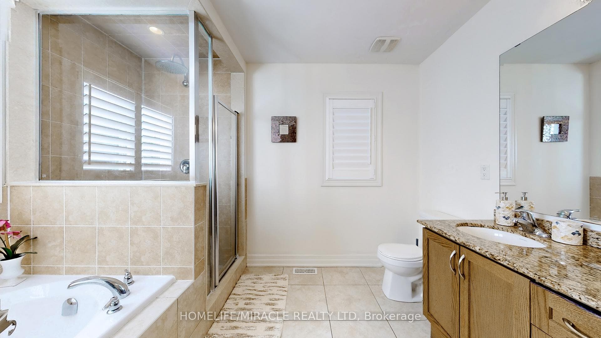 523 Halo Street photo 20