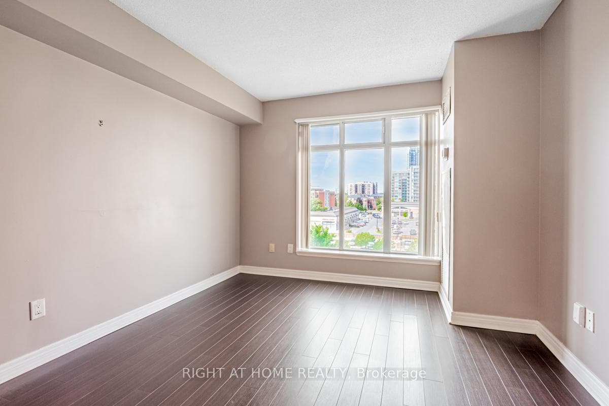 135 POND Drive Unit 708 photo 18