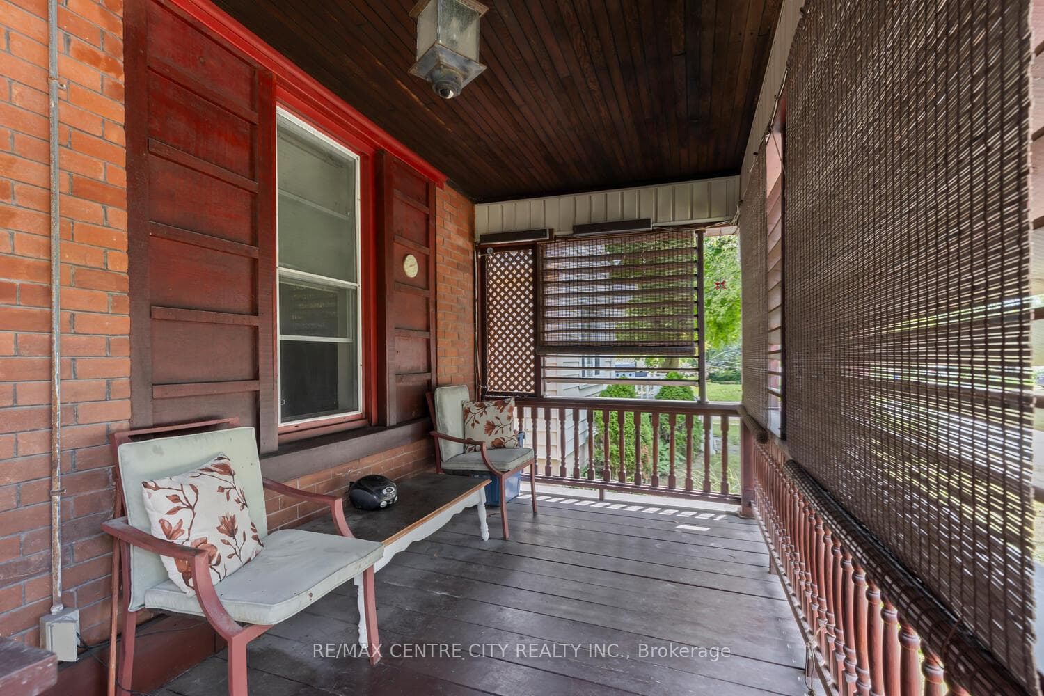 540 Quebec Street photo 3