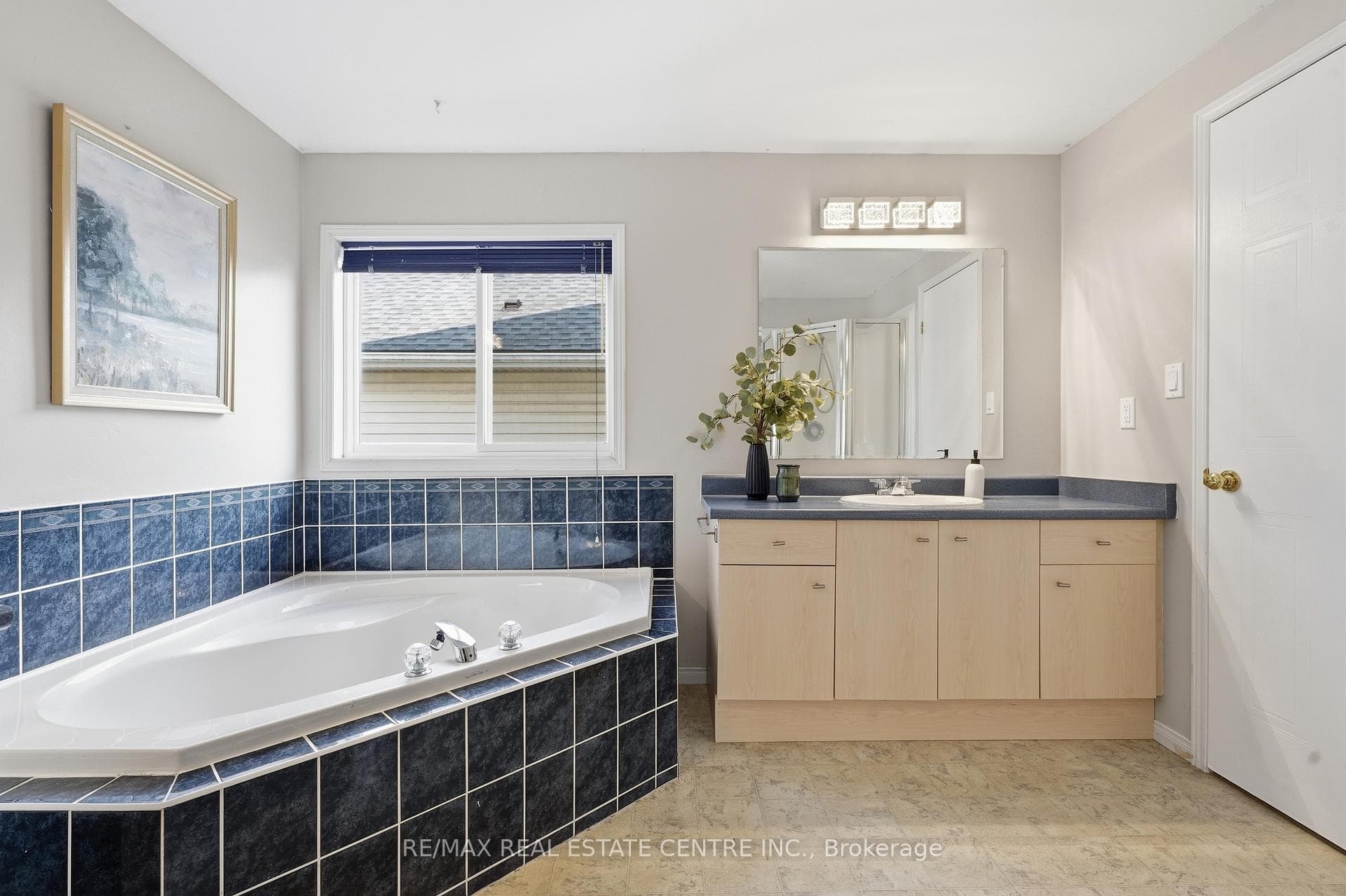 128 Houghton Street photo 27