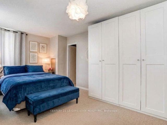 1665 Pickering Parkway Unit 815 photo 10