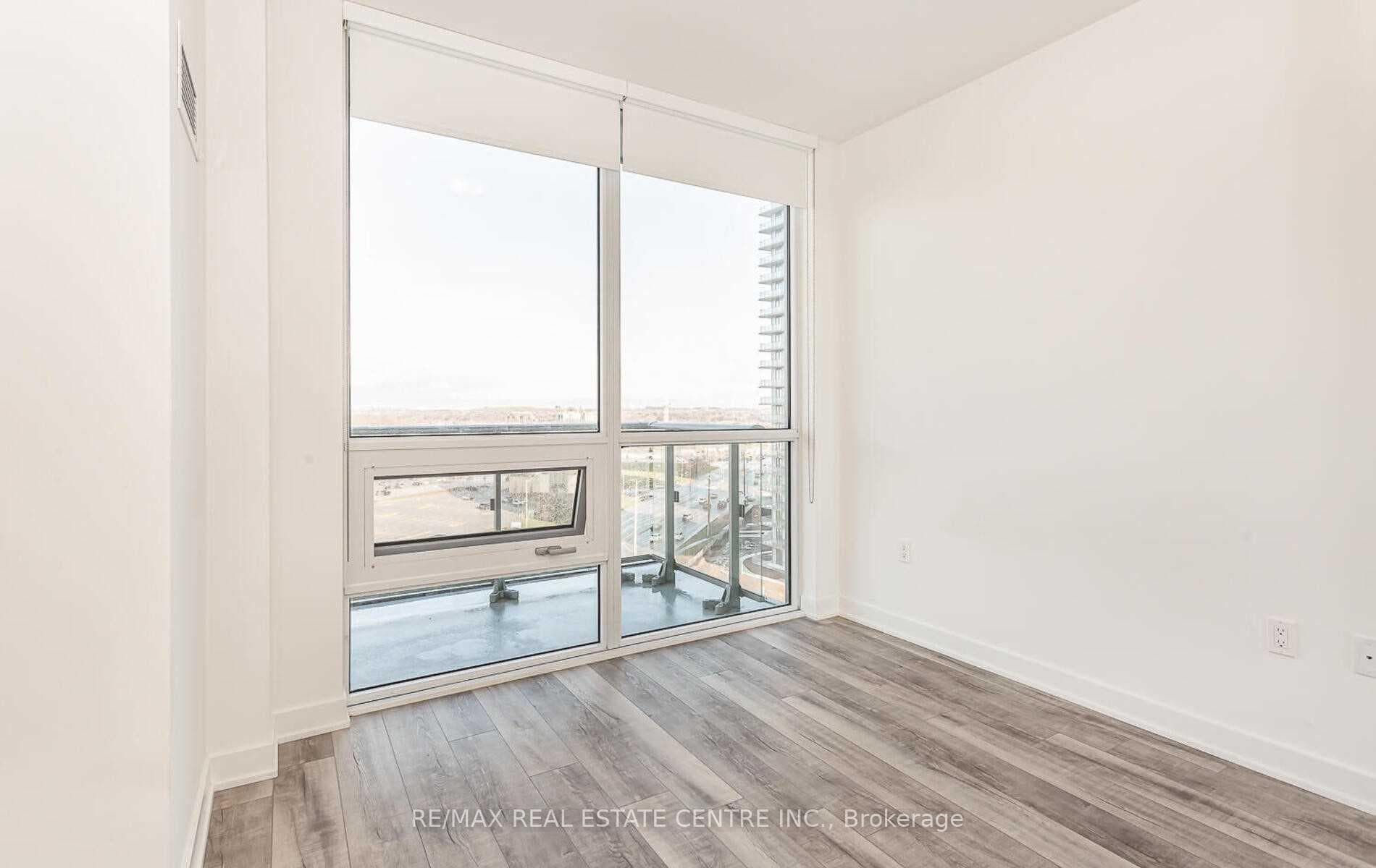 4699 Glen Erin Drive Unit 909 photo 17