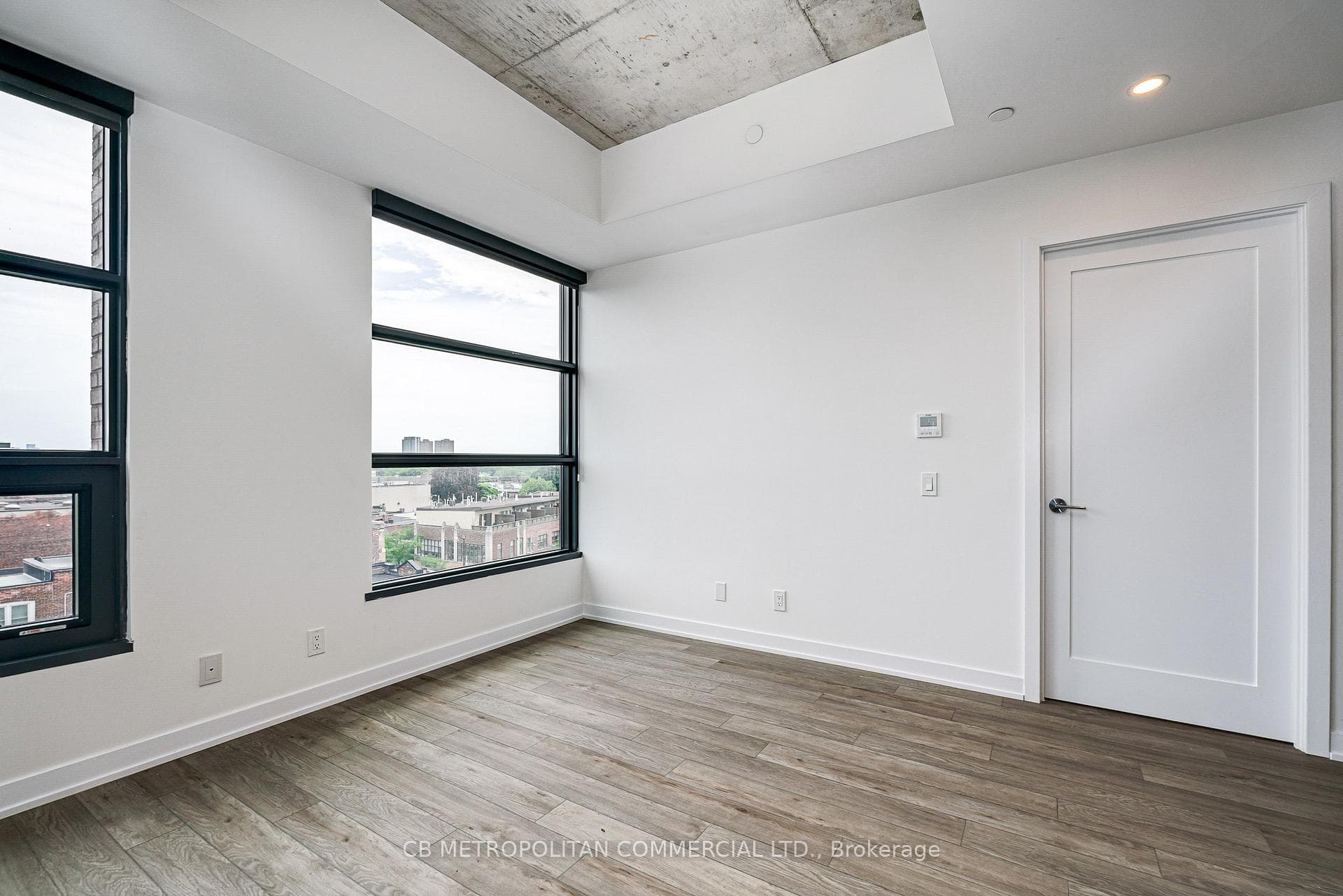 2946 Dundas Street West Street Unit 510 photo 9