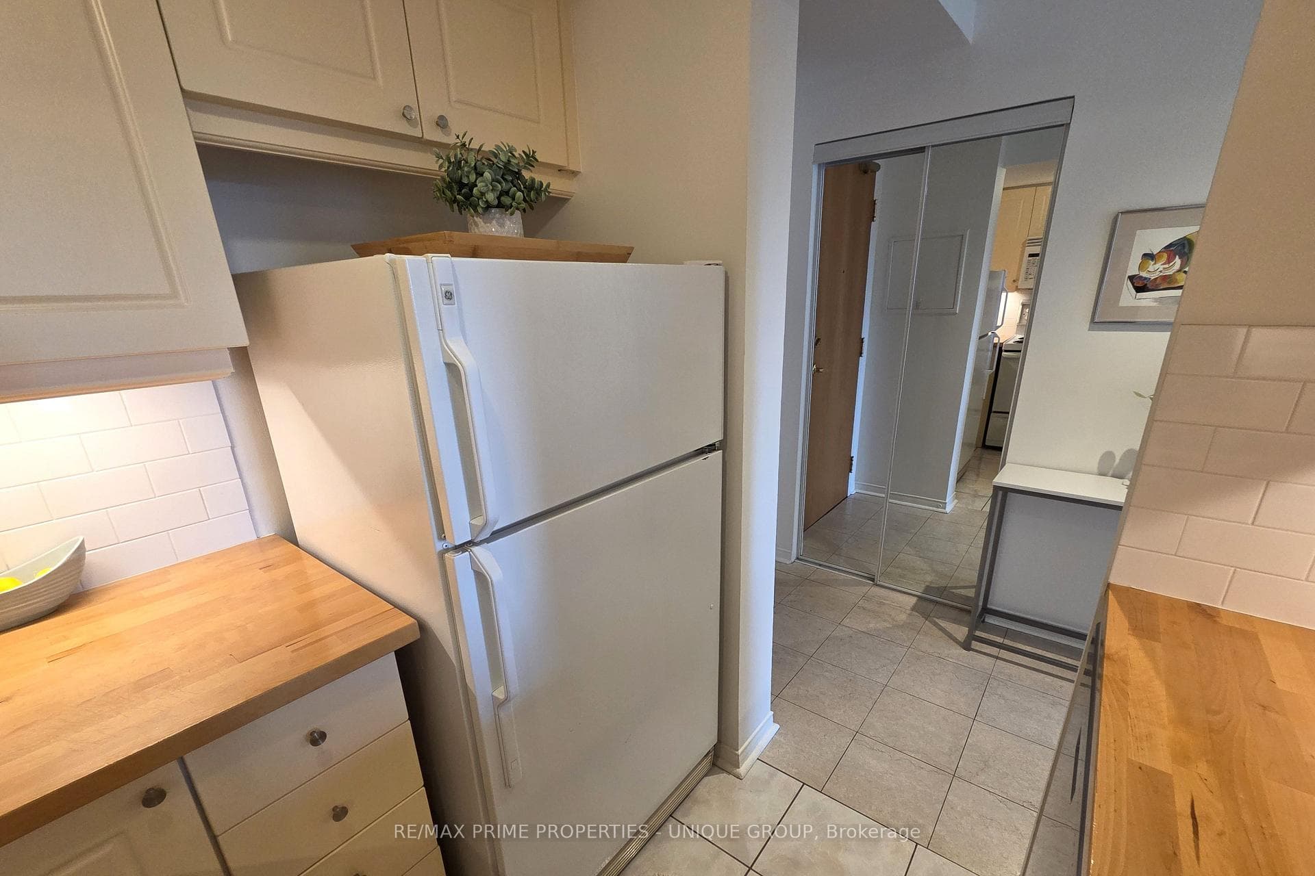 99 Hayden Street Unit 1005 photo 14