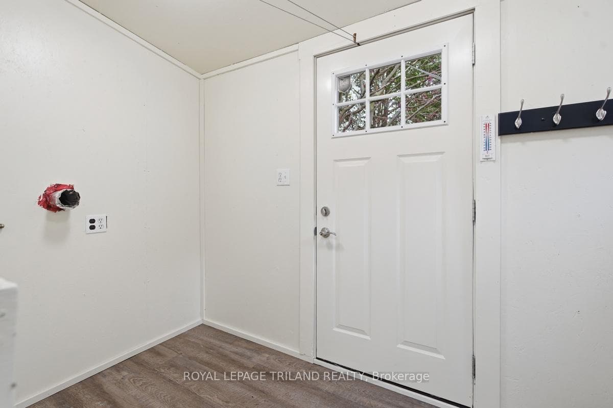 1281 Victoria Drive photo 22