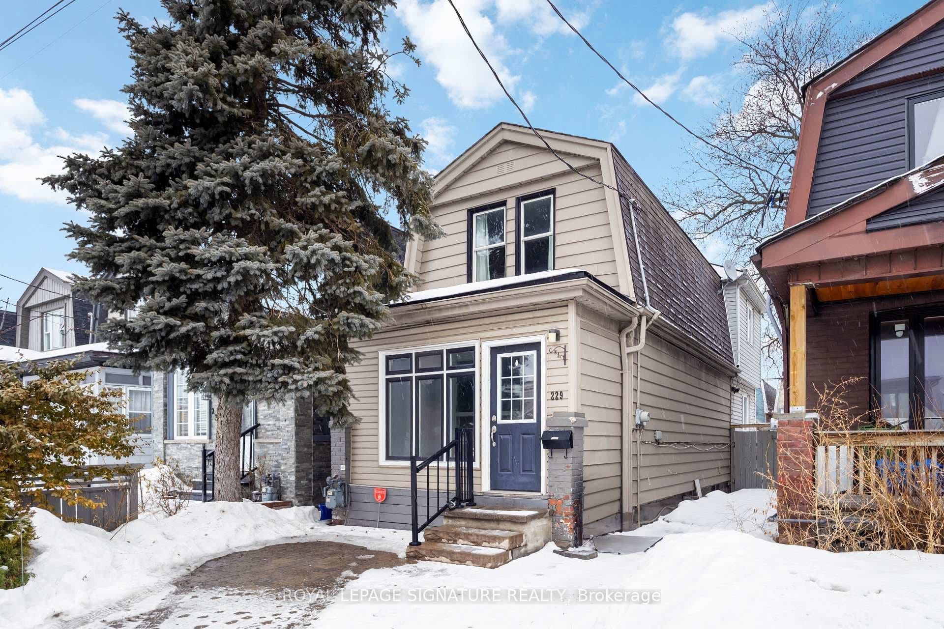 229 Donlands Avenue photo 1
