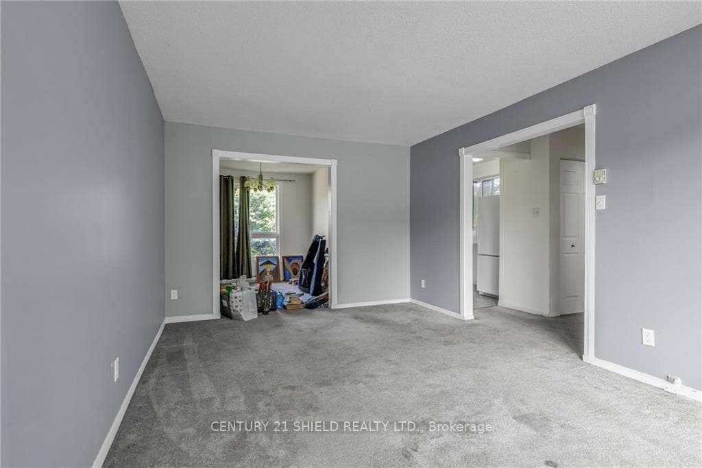 712 GLENGARRY Boulevard photo 22