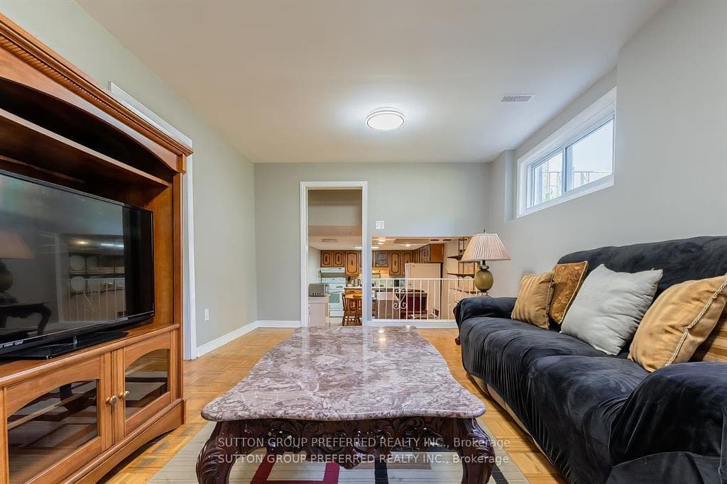 378 Hudson Drive photo 23