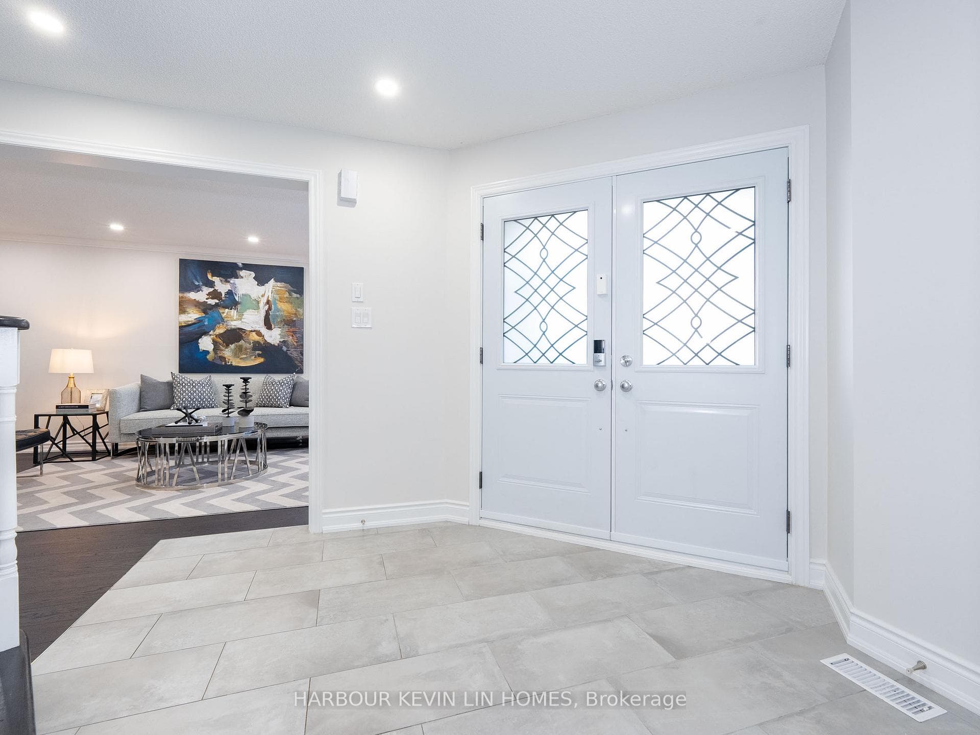 84 Lagani Avenue photo 4