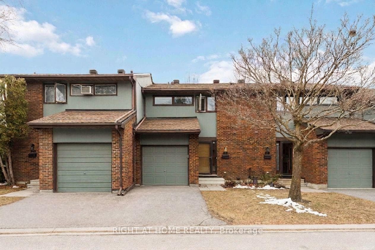 4 Chisholm Court photo 1