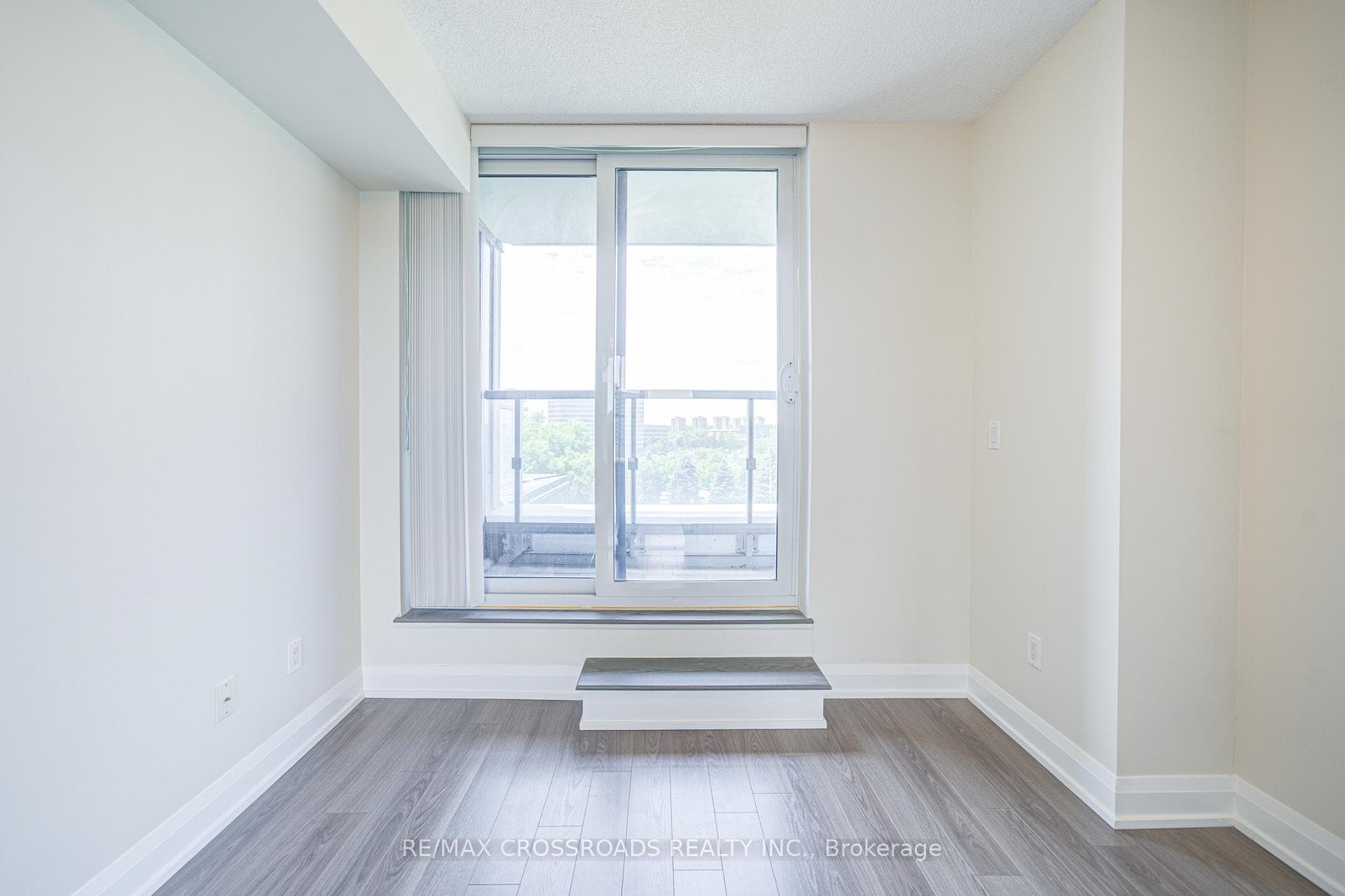 18 Graydon Hall Drive Unit 303 photo 19