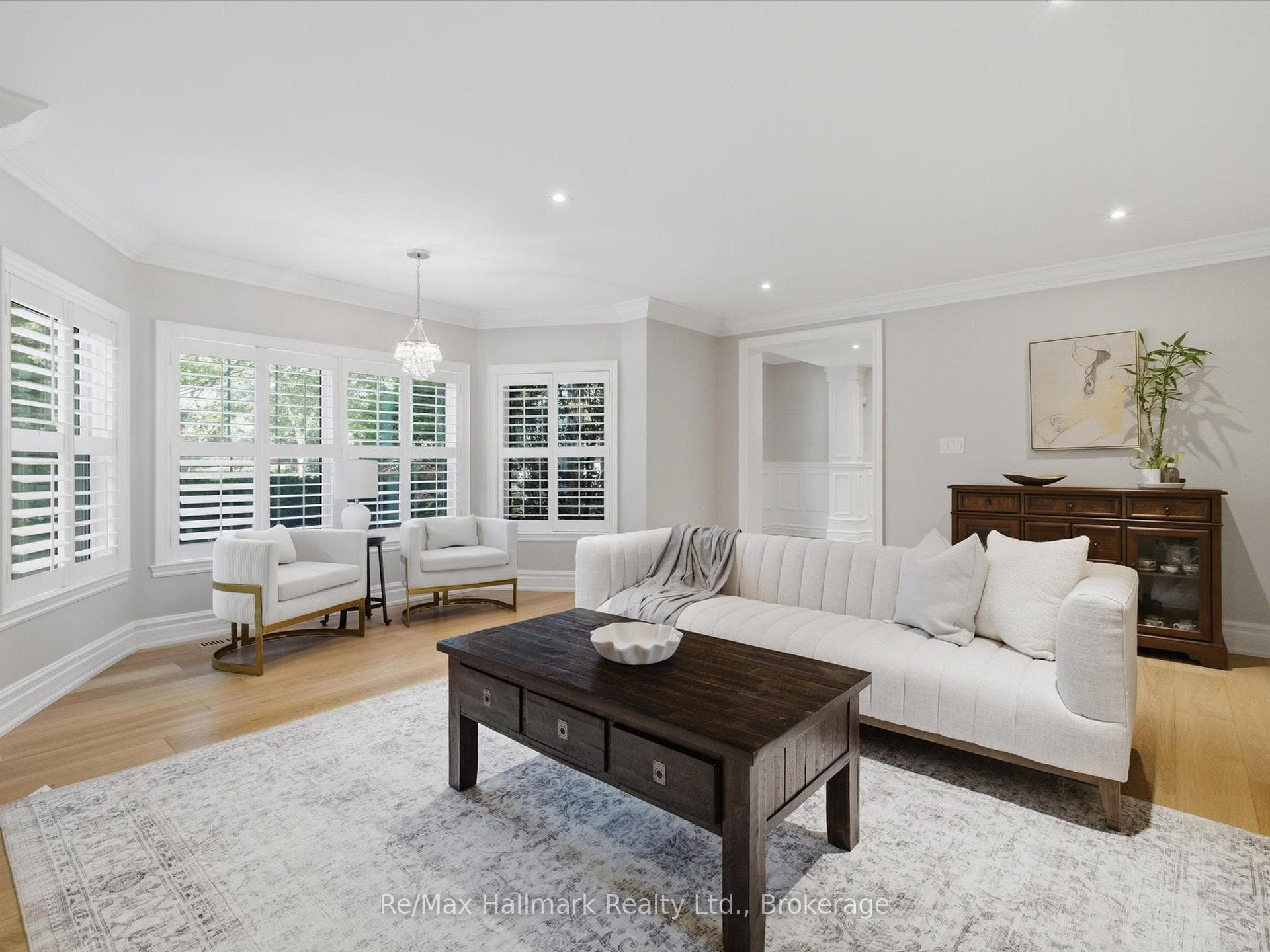 153 Cairncroft Road photo 6