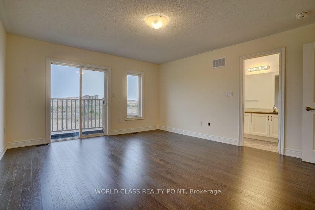 8 Andress Way photo 21
