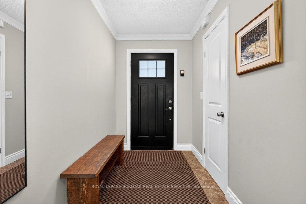2354 Marine Drive photo 4