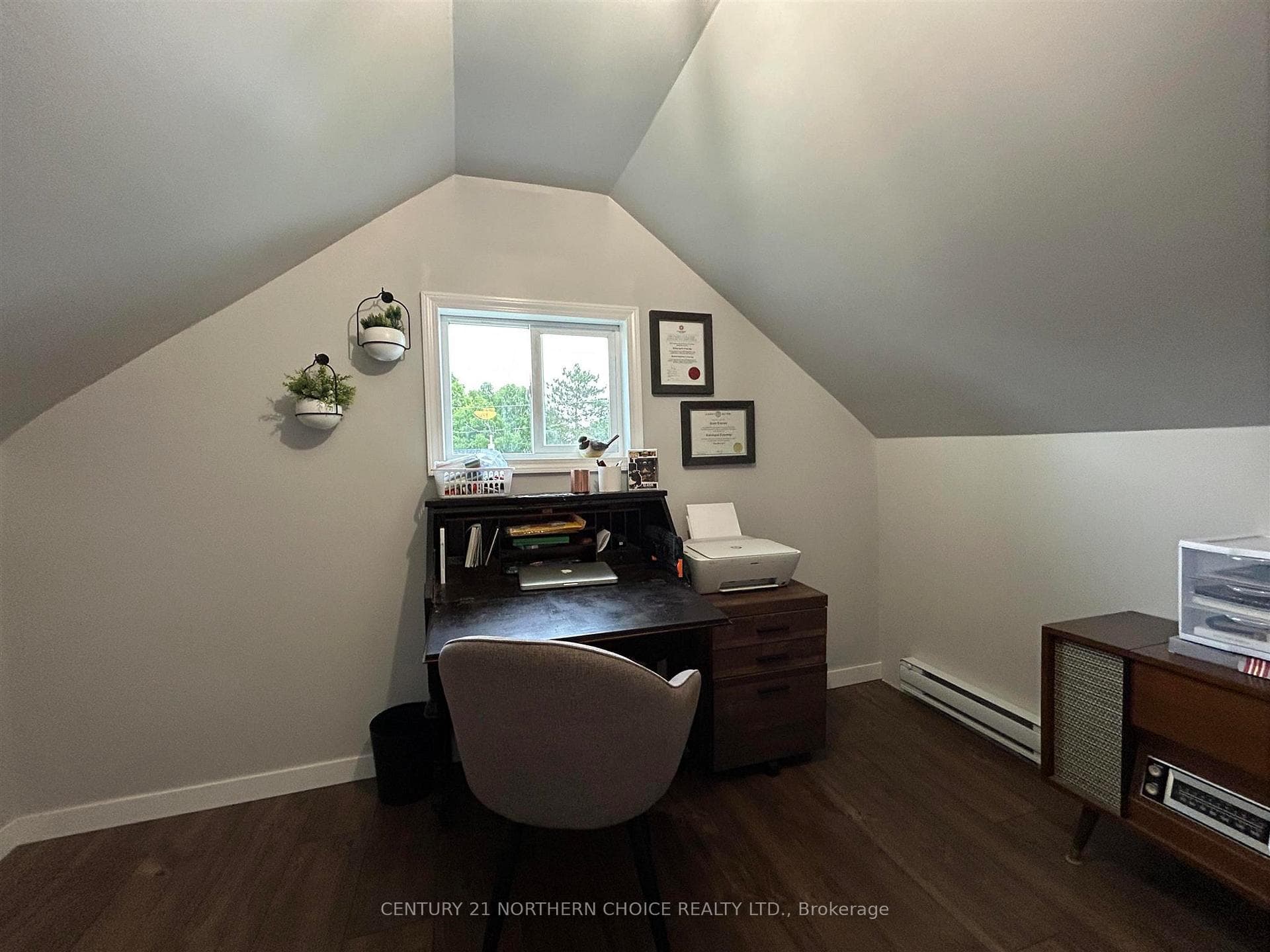 907 SMITH Avenue photo 23