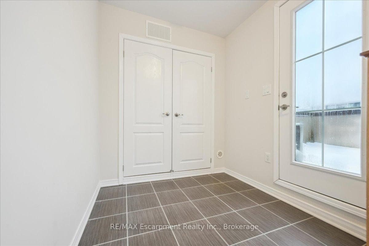 2441 Greenwich Drive Unit 64 photo 36